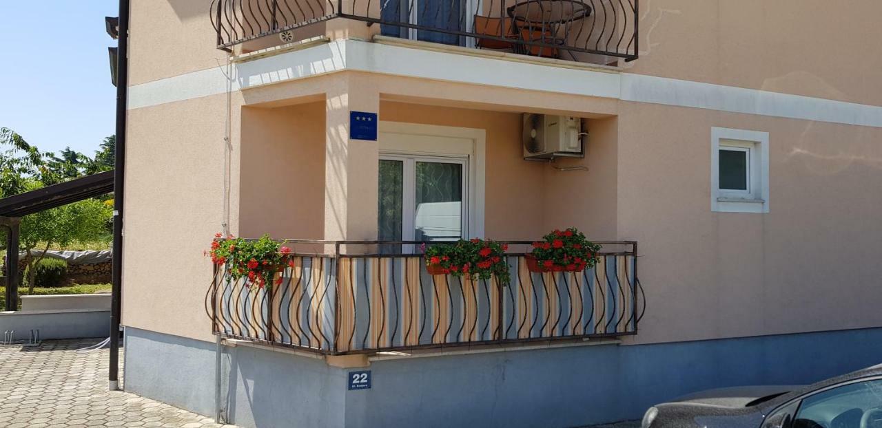 Appartement Velina *